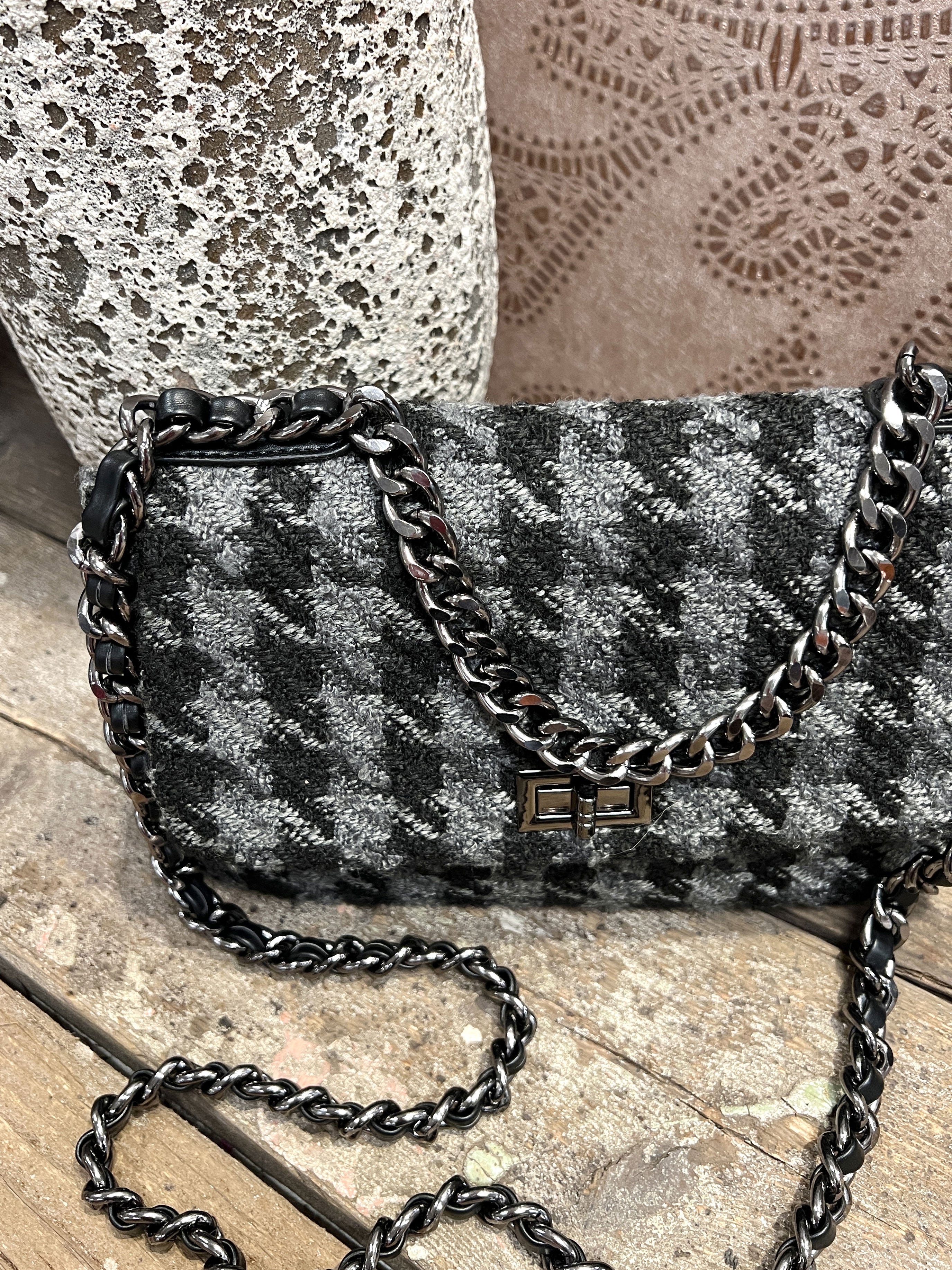 Zoe - Fed ternet taske med kæde